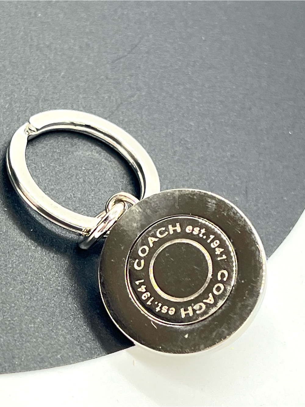 Vintage Coach Turnlock Valet Keychain Silver Tone Bag Charm Authentic - Picture 3 of 13